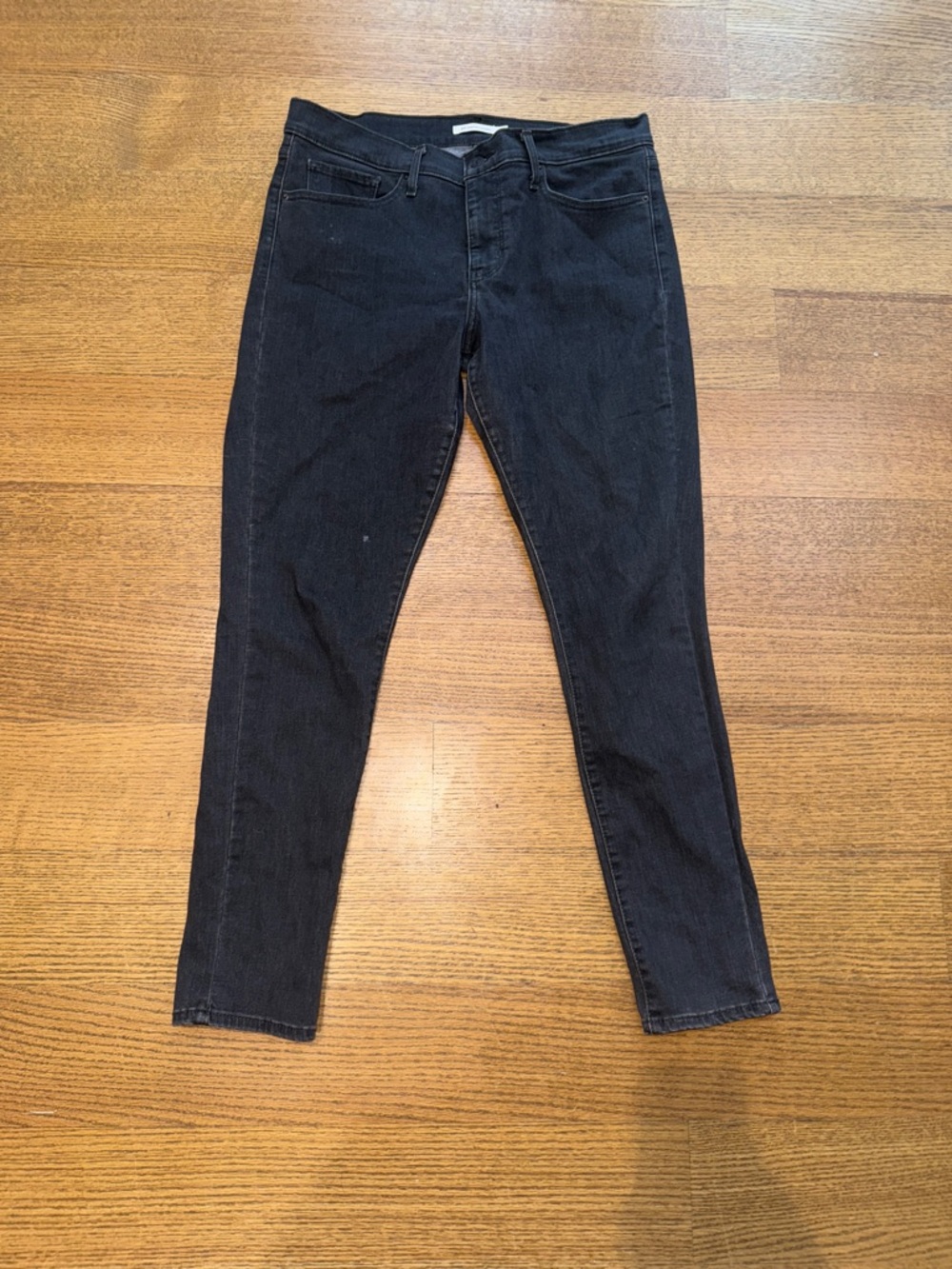 Levi’s 311 Shaping Skinny Jeans